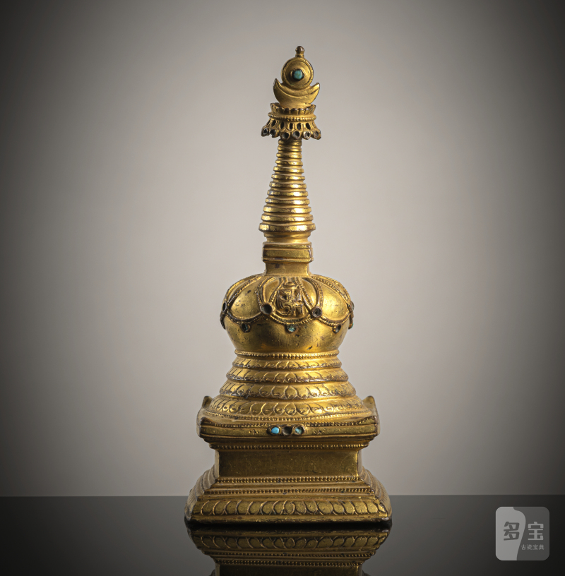 A GILT-BRONZE STUPA - 图2